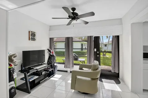 9800 Tabebuia Tree Drive Boynton Beach FL 33436