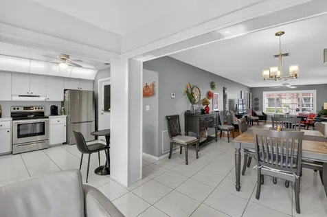 9800 Tabebuia Tree Drive Boynton Beach FL 33436