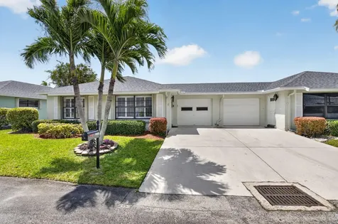 9800 Tabebuia Tree Drive Boynton Beach FL 33436