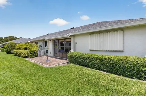 9800 Tabebuia Tree Drive Boynton Beach FL 33436