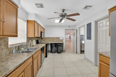 9800 Tabebuia Tree Drive Boynton Beach FL 33436