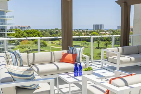 220 SE Mizner Boulevard Boca Raton FL 33432