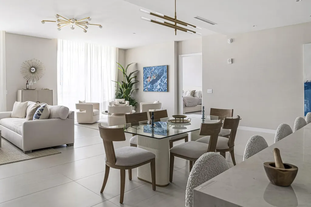 220 SE Mizner Boulevard Boca Raton FL 33432