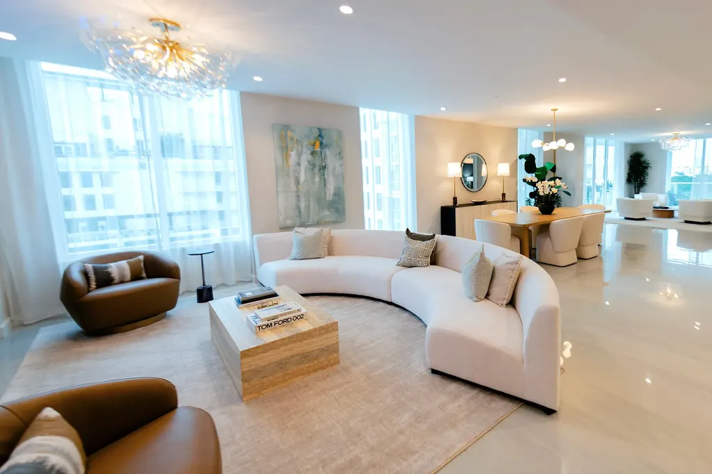 220 SE Mizner Boulevard Boca Raton FL 33432