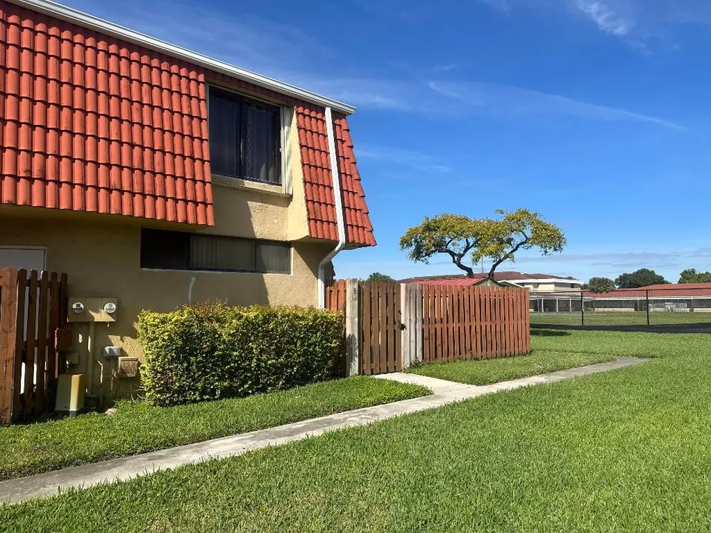 8345 Trent Court Boca Raton FL 33433