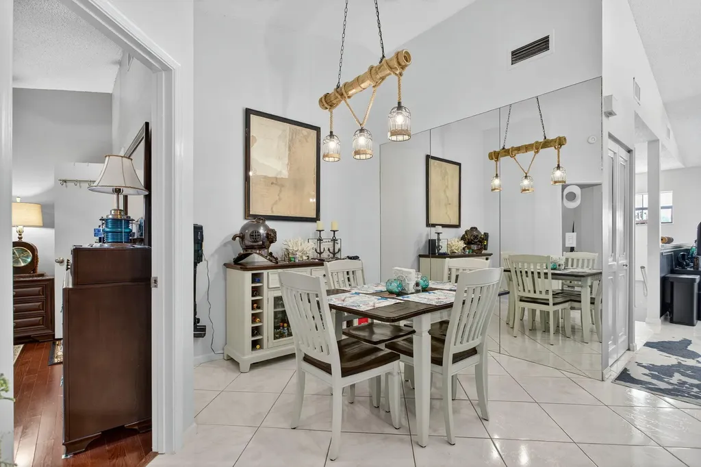 104 Liberty Court Deerfield Beach FL 33442