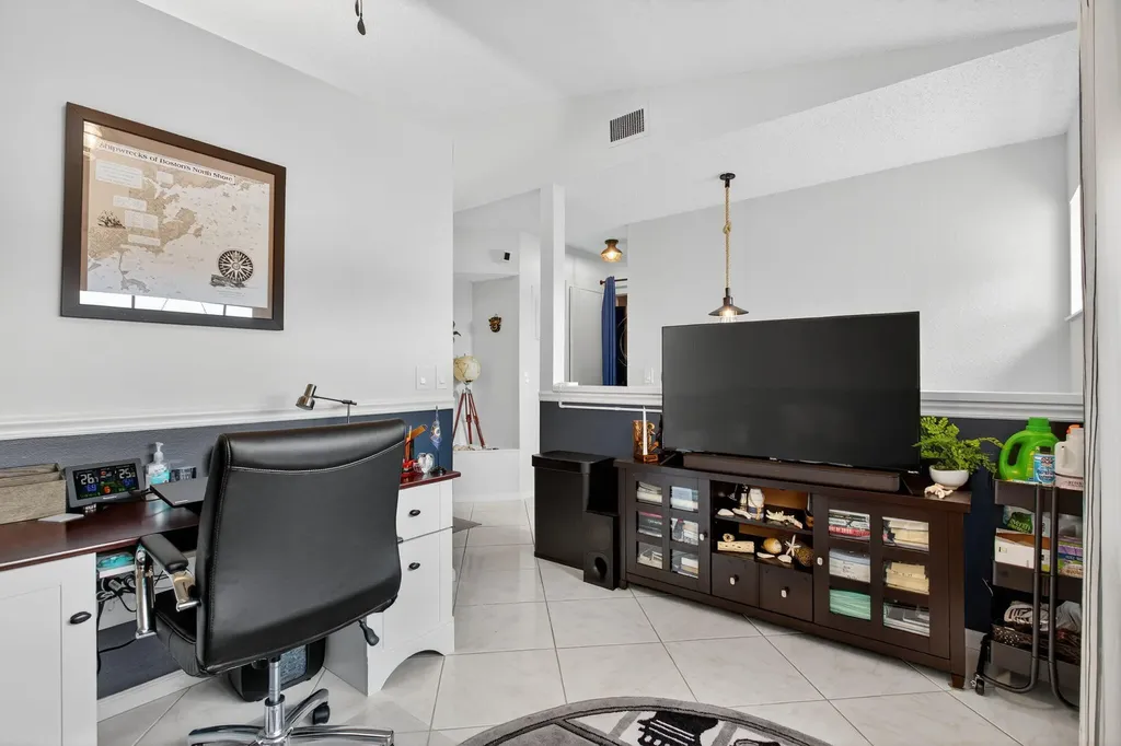 104 Liberty Court Deerfield Beach FL 33442