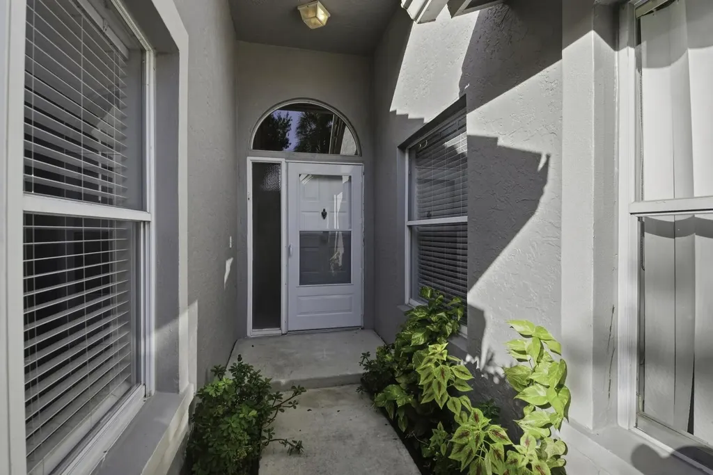 7617 Island Breeze Terrace Boynton Beach FL 33437