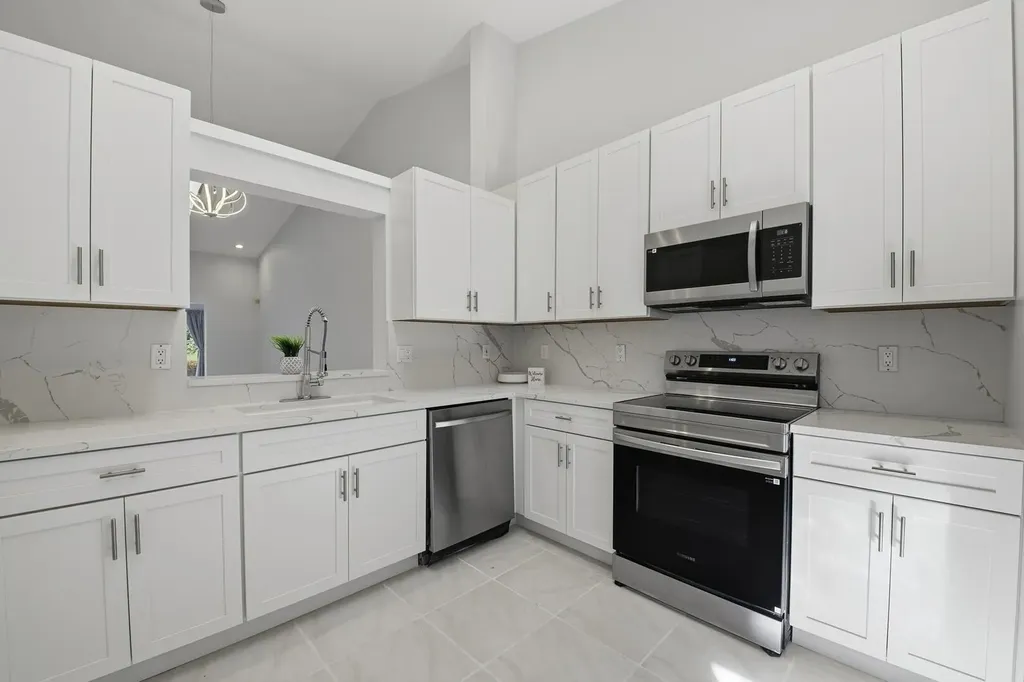 7617 Island Breeze Terrace Boynton Beach FL 33437