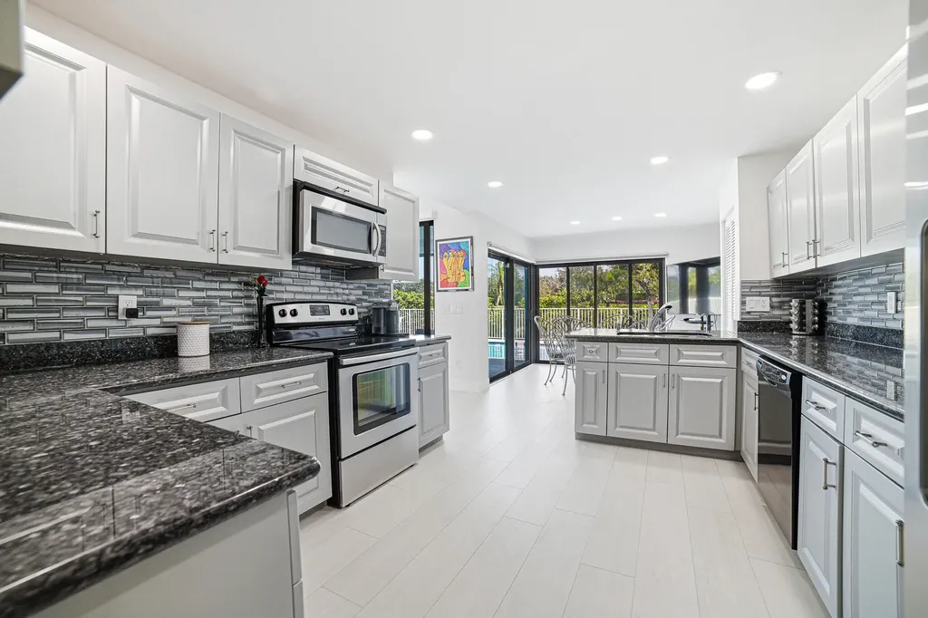11374 Boca Woods Lane Boca Raton FL 33428