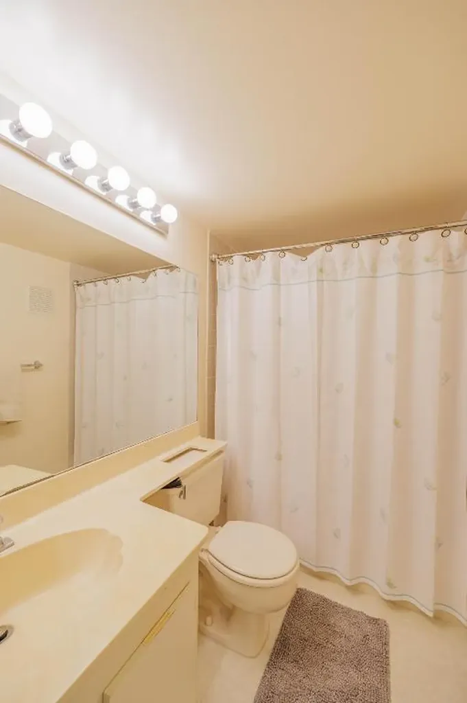 10422 NW 24th Place Sunrise FL 33322