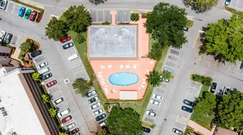 10422 NW 24th Place Sunrise FL 33322