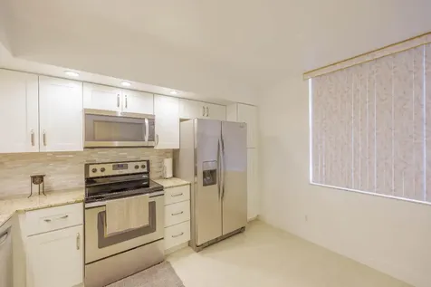 10422 NW 24th Place Sunrise FL 33322