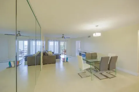 10422 NW 24th Place Sunrise FL 33322