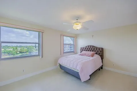 10422 NW 24th Place Sunrise FL 33322