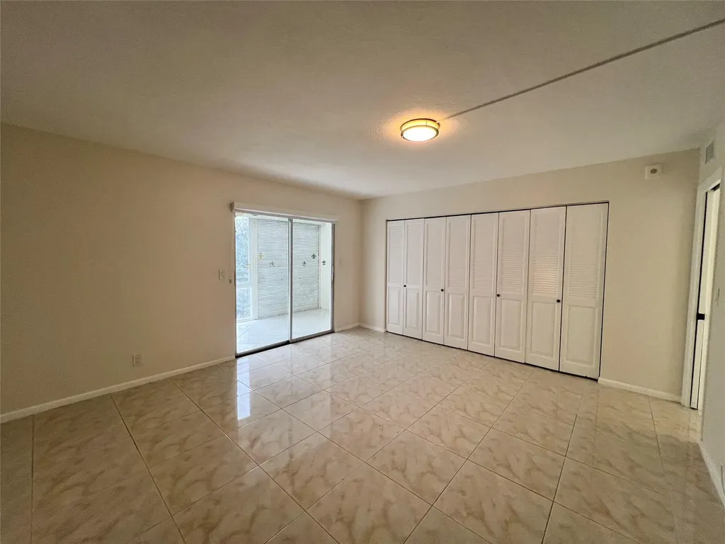 3027 Newport H Deerfield Beach FL 33442