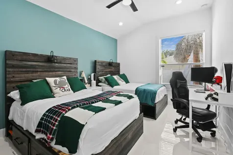 1389 SW Bayshore Boulevard Port St Lucie FL 34983