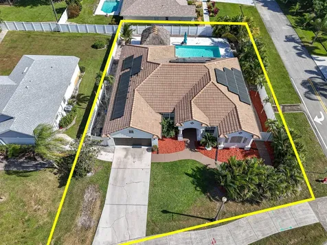 1389 SW Bayshore Boulevard Port St Lucie FL 34983