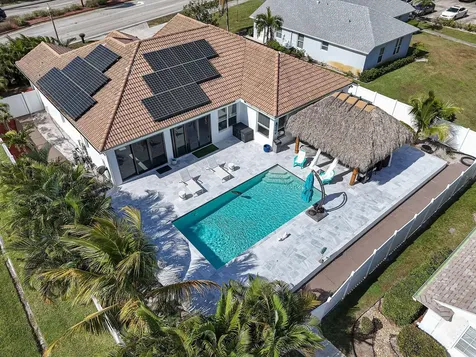 1389 SW Bayshore Boulevard Port St Lucie FL 34983