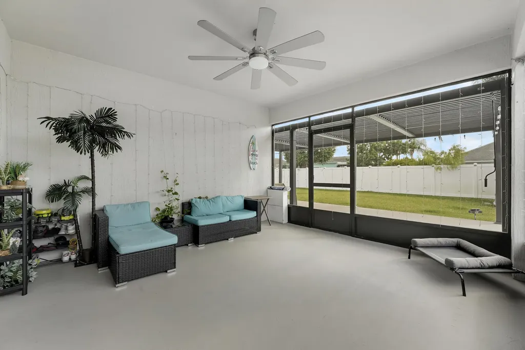 684 SW Jada Road Port St Lucie FL 34953