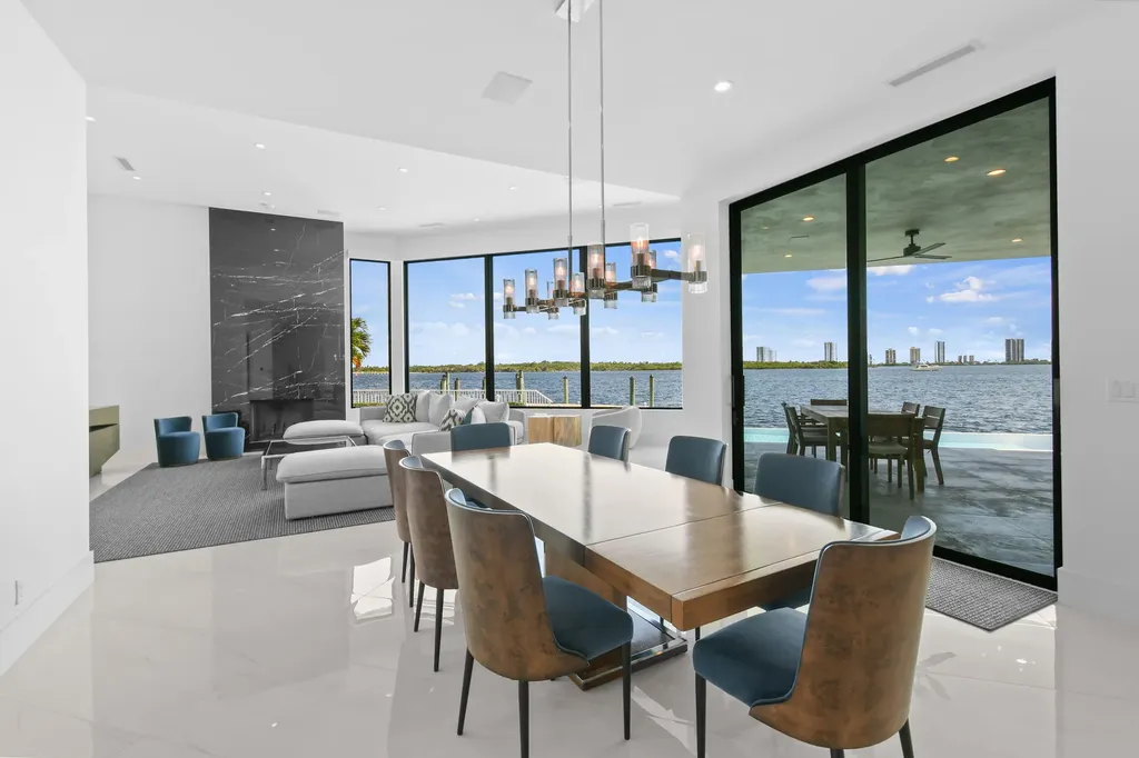 101 Bowsprit Drive North Palm Beach FL 33408
