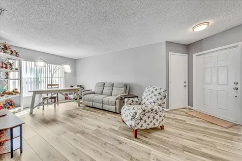 6379 NW 38th Drive Coral Springs FL 33067