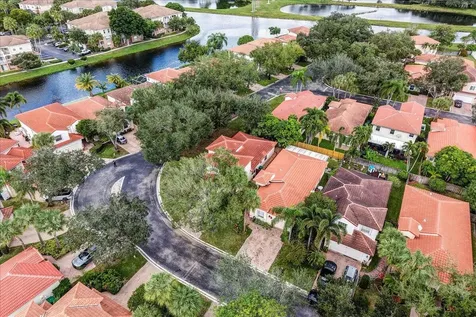 6379 NW 38th Drive Coral Springs FL 33067