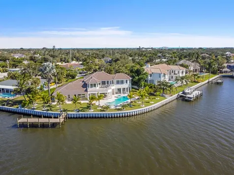 526 Point Lane Vero Beach FL 32963