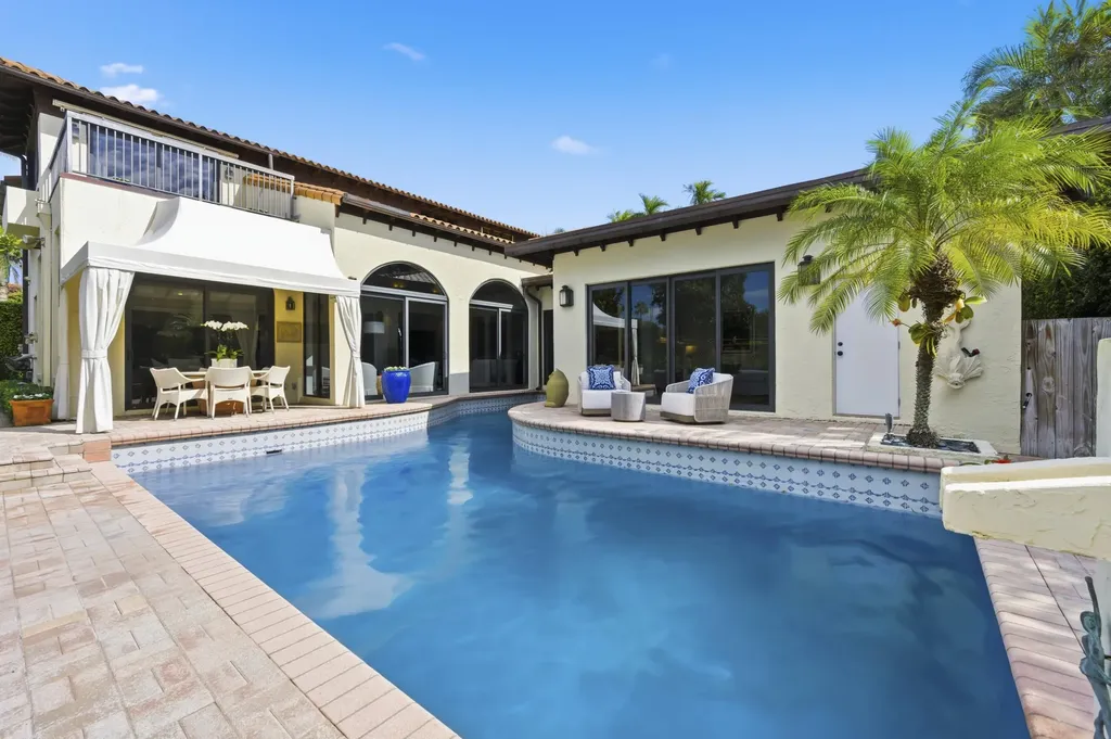 264 Everglade Avenue Palm Beach FL 33480