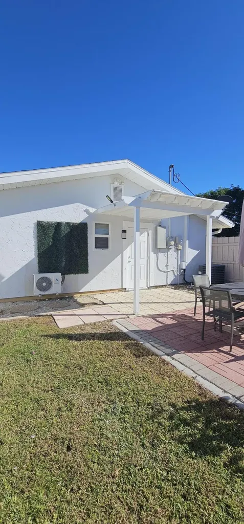 2127 SE Shelter Drive Port St Lucie FL 34952