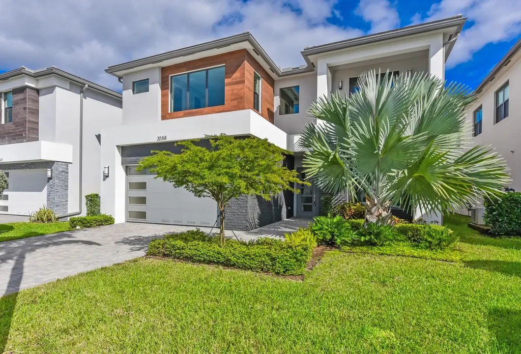 20318 Castle Stuart Avenue Boca Raton FL 33434