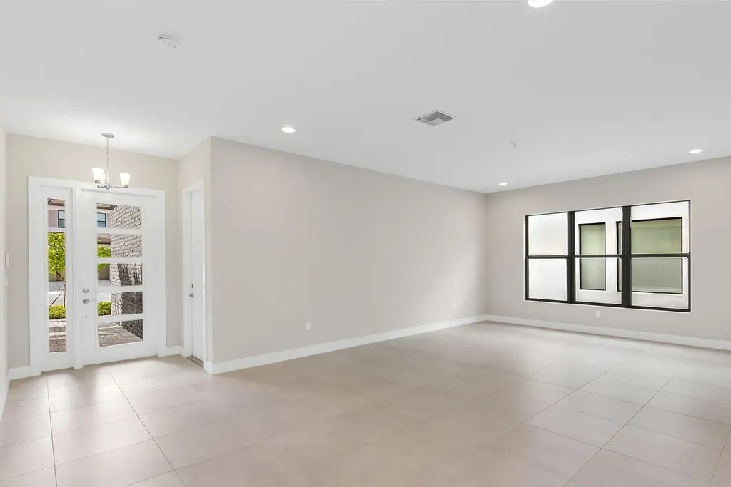 20318 Castle Stuart Avenue Boca Raton FL 33434