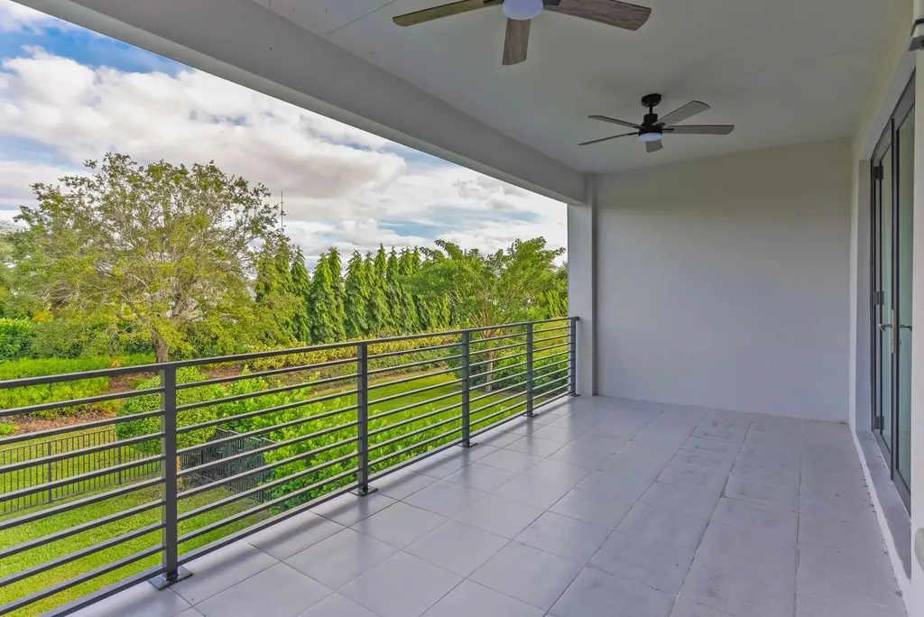 20318 Castle Stuart Avenue Boca Raton FL 33434