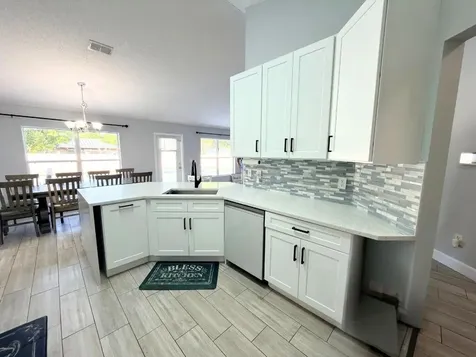 517 NW Sherbrooke Avenue Port St Lucie FL 34983