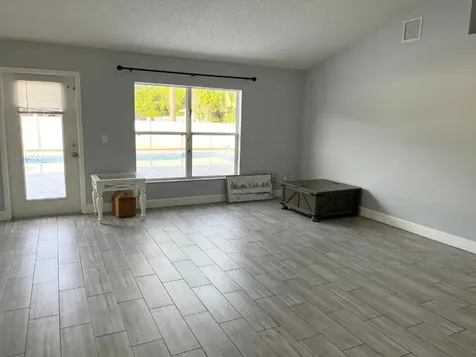 517 NW Sherbrooke Avenue Port St Lucie FL 34983