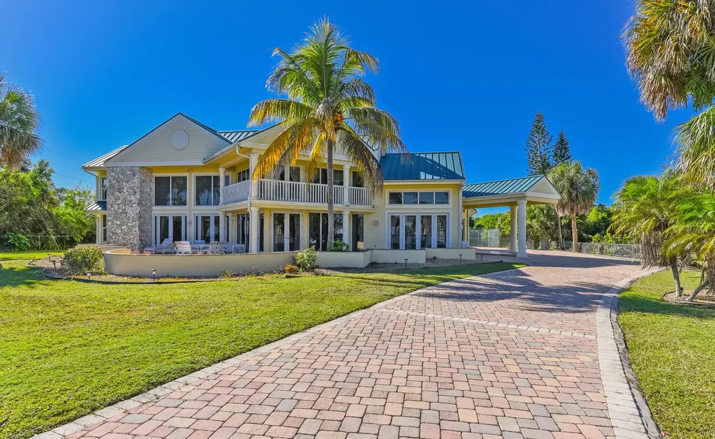 3343 S Indian River Drive Fort Pierce FL 34982