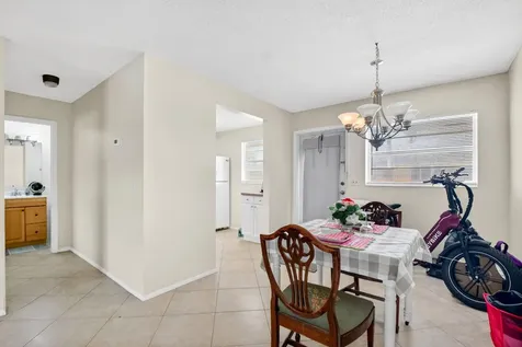 2182 NE 1st Way Boynton Beach FL 33435