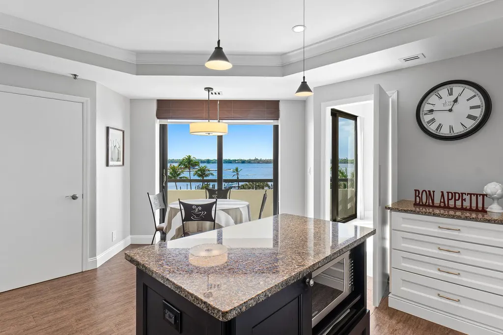 3120 S Ocean Boulevard Palm Beach FL 33480