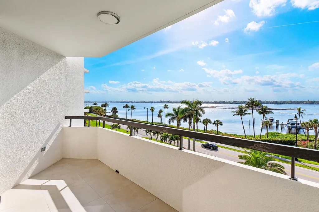 3120 S Ocean Boulevard Palm Beach FL 33480