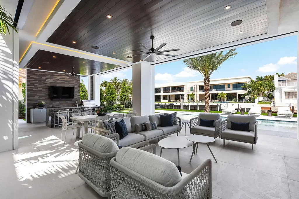 169 W Coconut Palm Road Boca Raton FL 33432