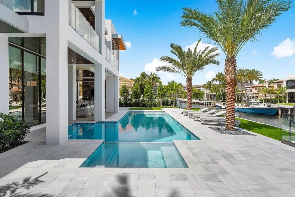 169 W Coconut Palm Road Boca Raton FL 33432