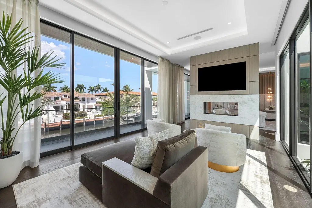 169 W Coconut Palm Road Boca Raton FL 33432