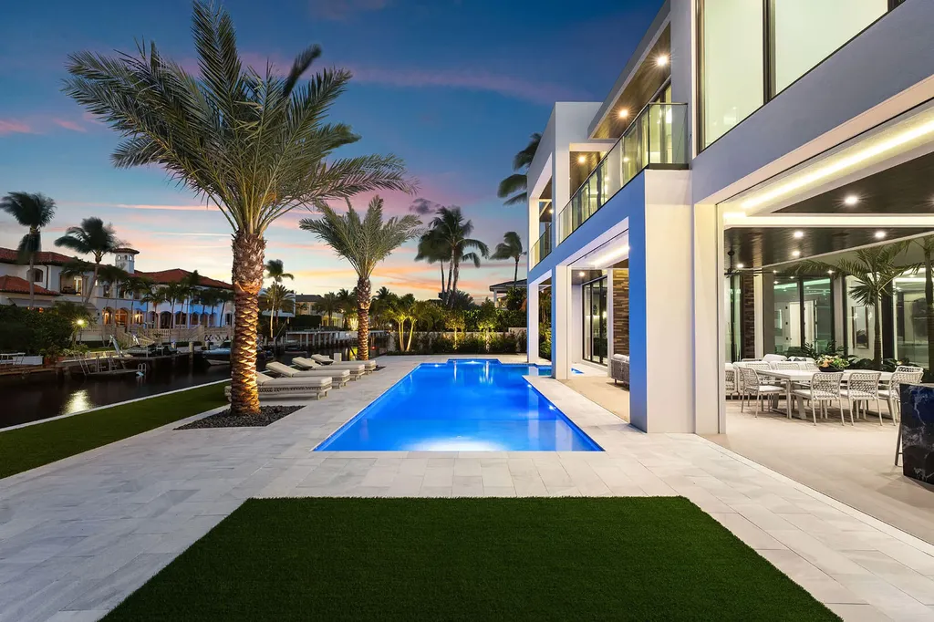 169 W Coconut Palm Road Boca Raton FL 33432