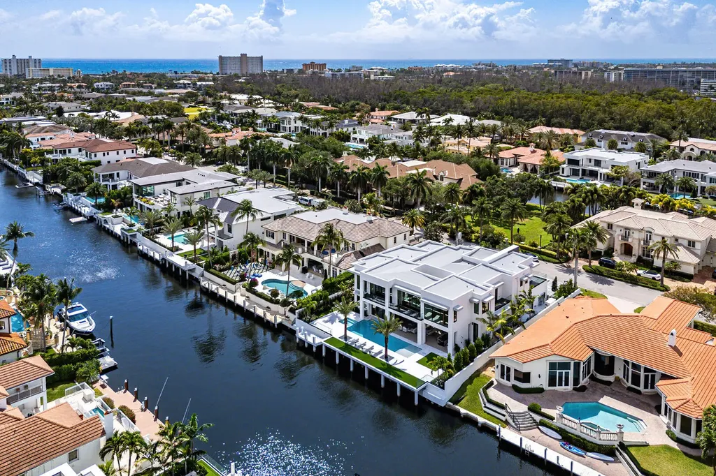 169 W Coconut Palm Road Boca Raton FL 33432