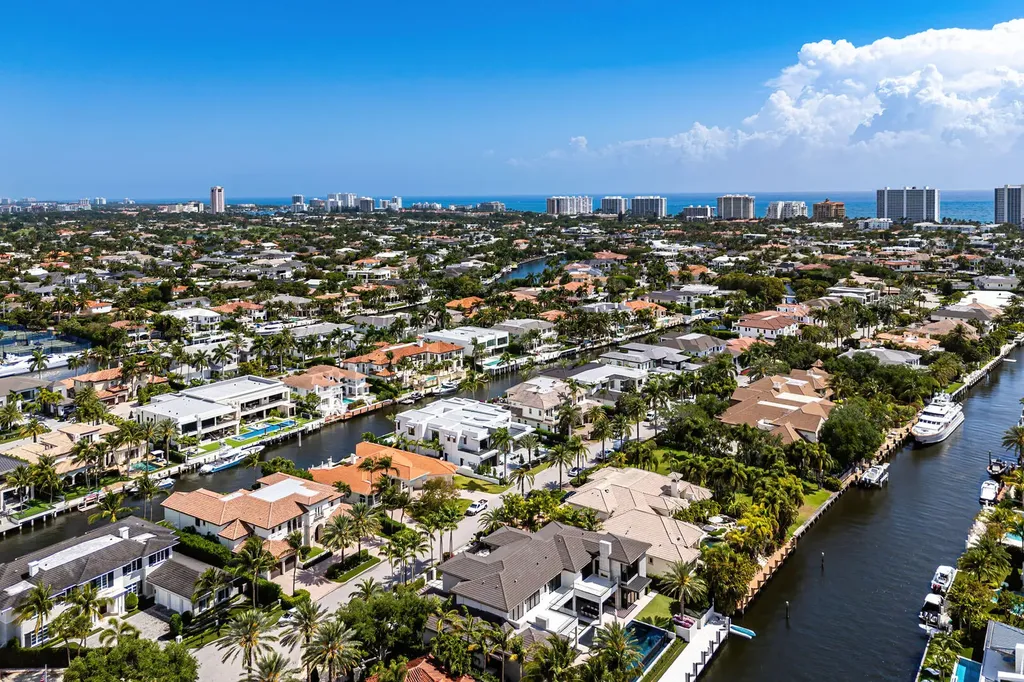 169 W Coconut Palm Road Boca Raton FL 33432