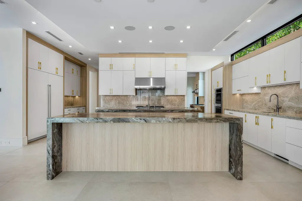 191 W Coconut Palm Road Boca Raton FL 33432
