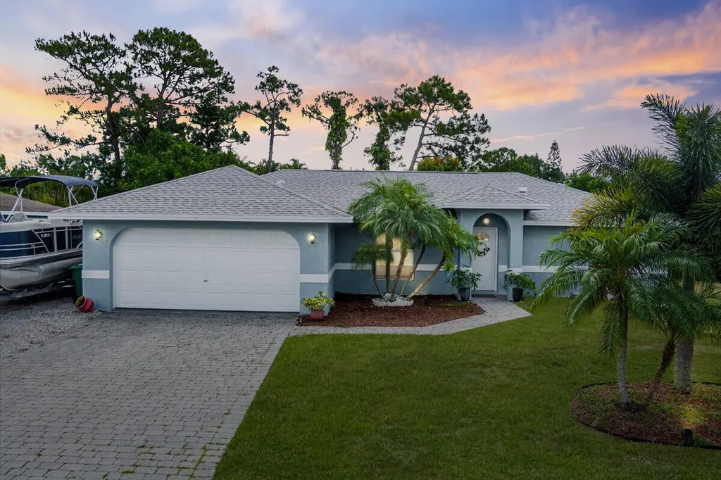 106 SE Crosspoint Drive Port St Lucie FL 34983