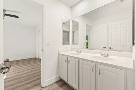 21256 Via Fiore Boca Raton FL 33433