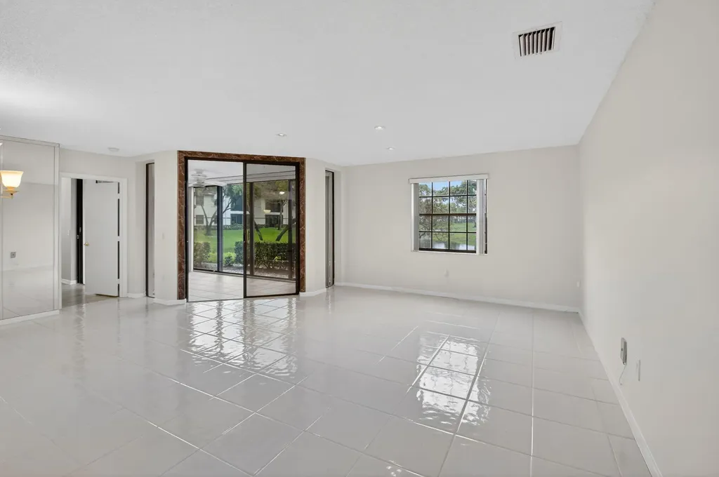 5217 Brisata Circle Boynton Beach FL 33437