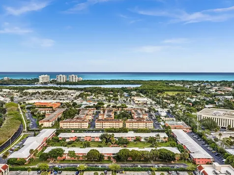300 NE 20th Street Boca Raton FL 33431